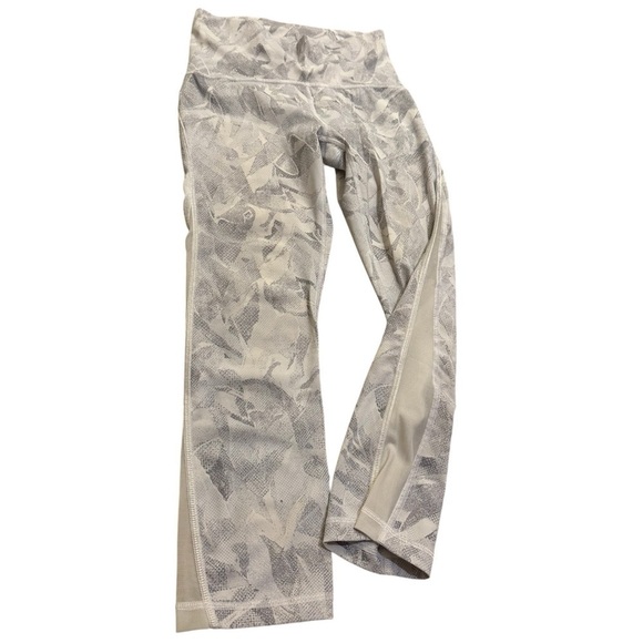 Lululemon Train Times 7/8 Pant *25" Jasmine White Multi / White Size 4 - Picture 5 of 14